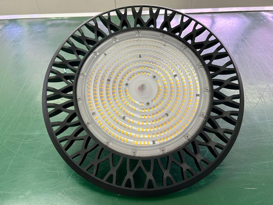 120/90/60° Beam Angle LED HighBay Lamp designed with IP65 Waterproof Aluminum Body
